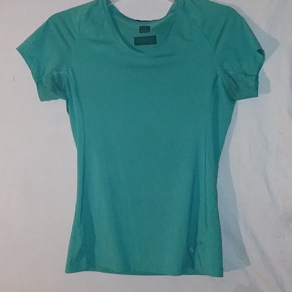 Sporty Green tee